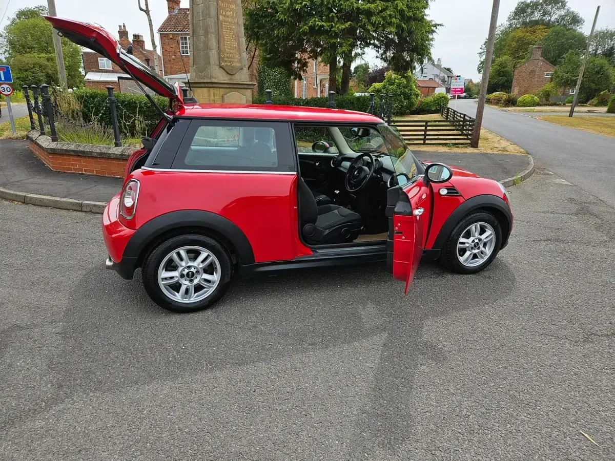 Used Mini One D Hatch 2014 Red Hatchback