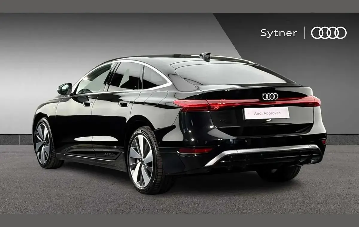 New Audi A6 e-tron S-Line 266 kW (362 HP) 2025 Black Hatchback
