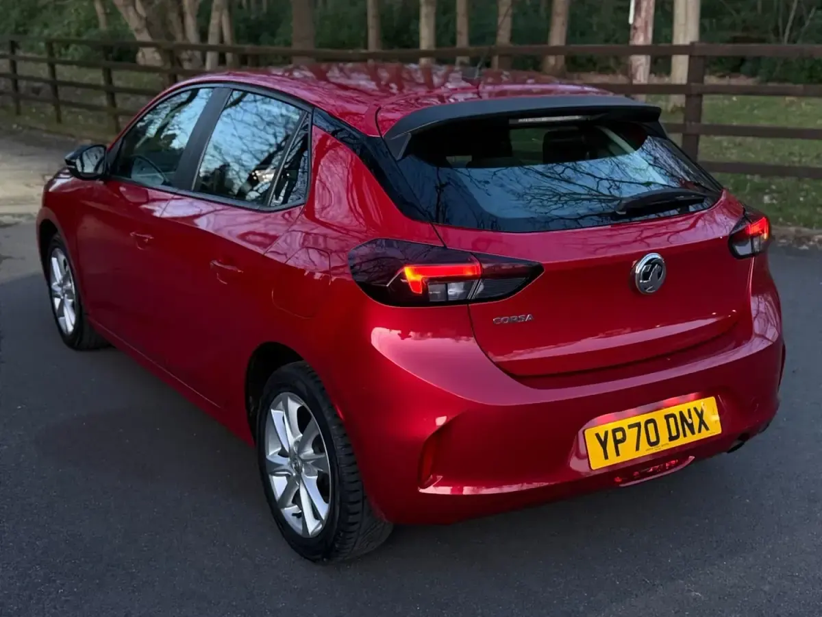 Begagnad Vauxhall Corsa 2020 Röd Halvkombi