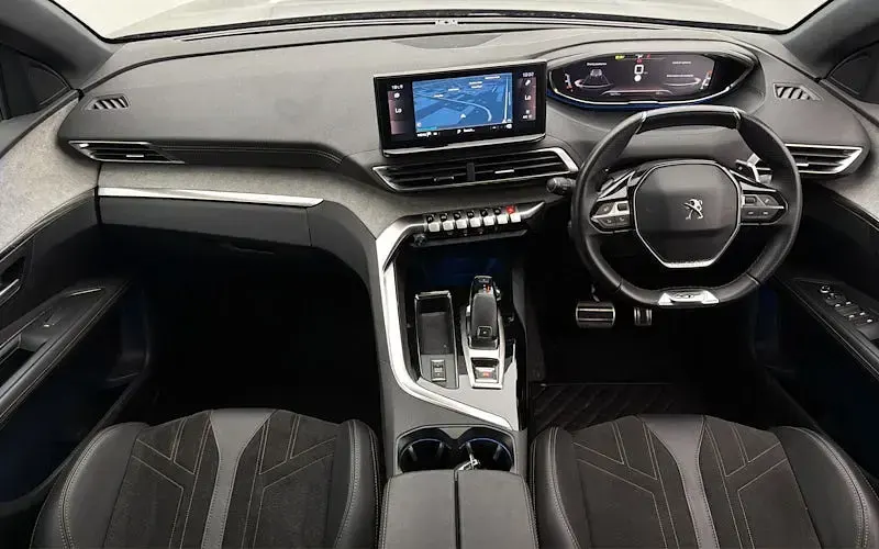 Used Peugeot 3008 GT 131 HP (96 kW) 2021 Grey SUV