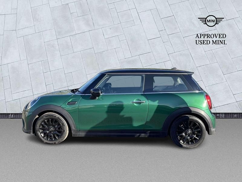 Used Mini Cooper Classic 134 HP (98 kW) 2023 Green Hatchback