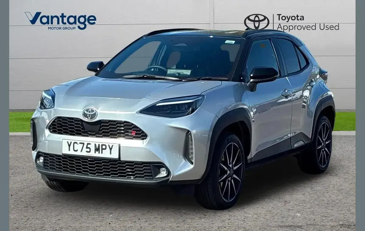 Used Toyota Yaris Cross Sport 128 HP (94 kW) 2025 Silver SUV