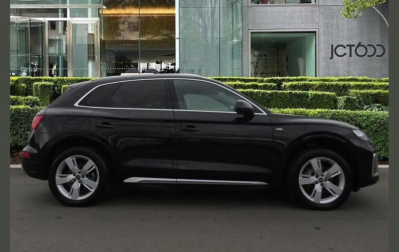 Used Audi Q5 S-Line 299 HP (219 kW) 2022 Black SUV