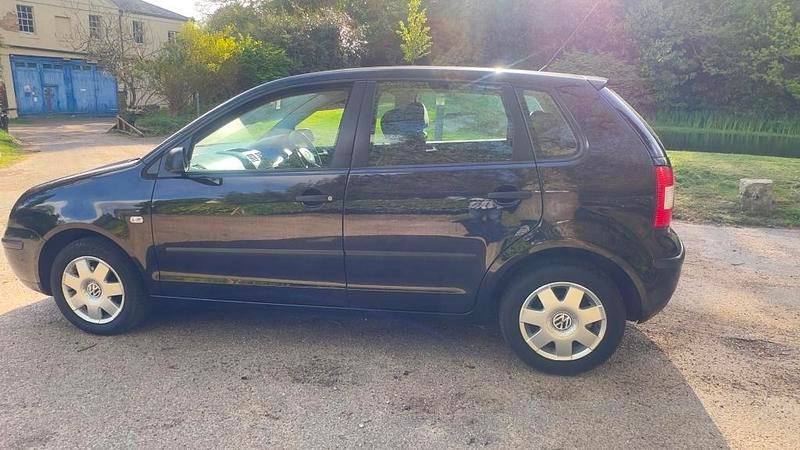 Usado VW Polo 75 HP (55 kW) 2003 Preto Citadino