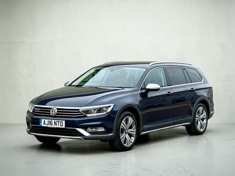 Used VW Passat Alltrack S 190 HP (139 kW) 2016 Blue Estate