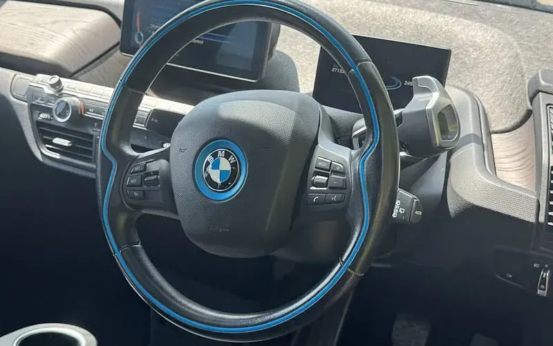 Used BMW i3 125 kW (170 HP) 2016 Black Hatchback