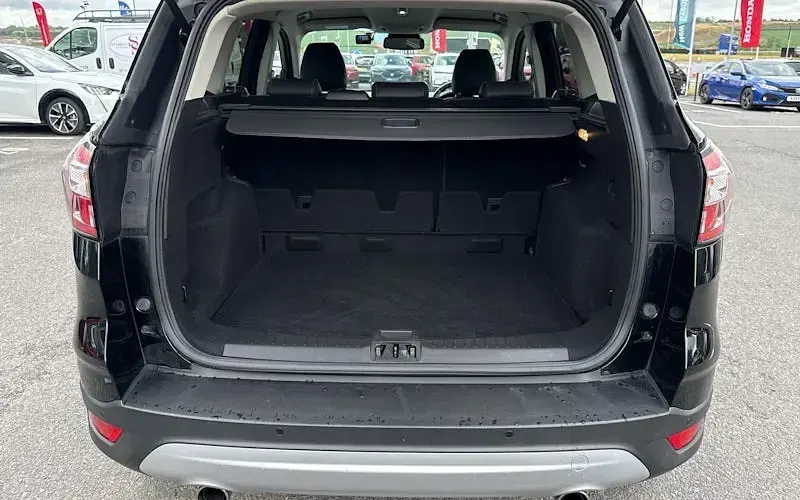 Used Ford Kuga Titanium 120 HP (88 kW) 2019 Black SUV