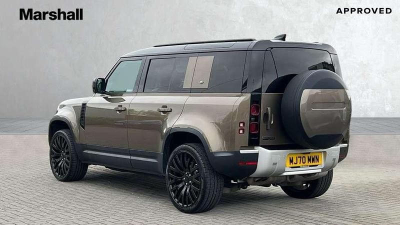 Usado Land Rover Defender First Edition 240 HP (176 kW) 2020 Castanho SUV