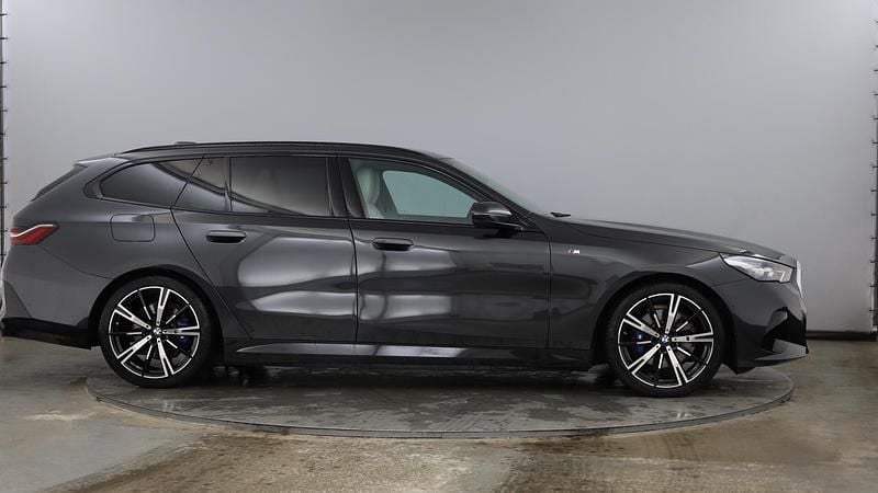 Used BMW 530e M Sport 295 HP (216 kW) 2025 Grey Estate