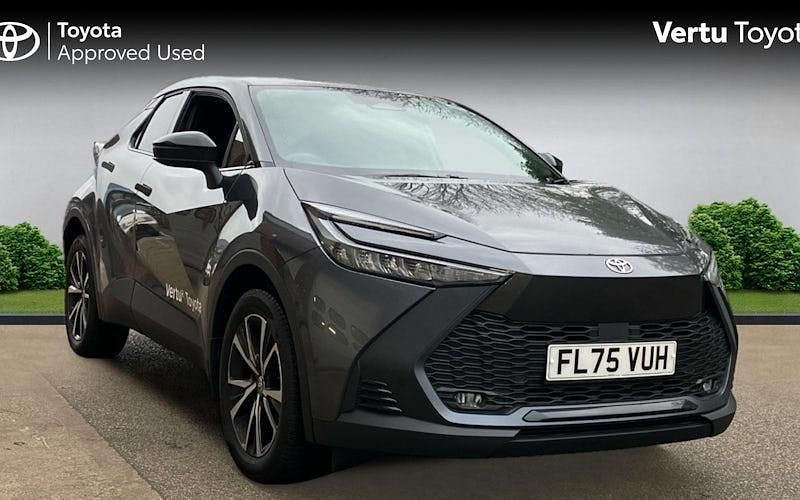 Second-hand Toyota C-HR Design 223 CP (164 kW) 2025 SUV