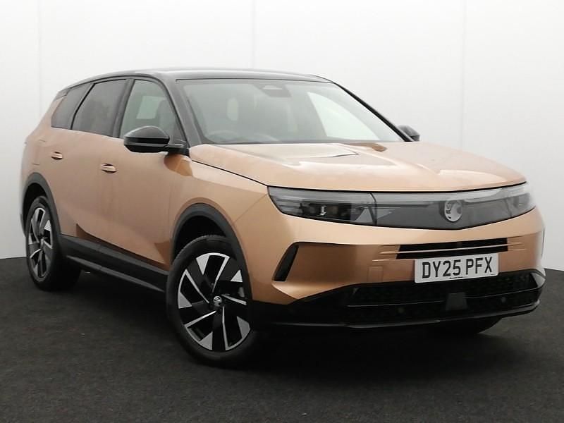 Used Vauxhall Grandland X Ultimate 136 HP (100 kW) 2025 Brown SUV
