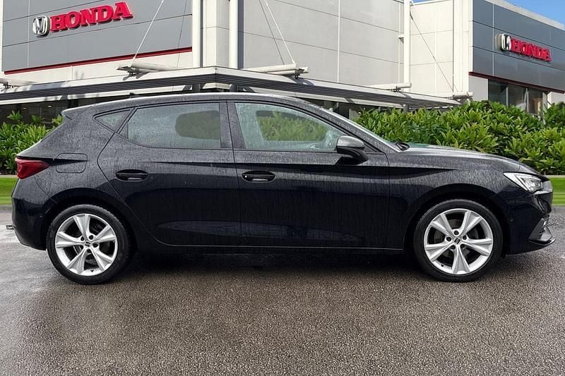 Used Seat Leon FR 150 HP (110 kW) 2021 Black Hatchback