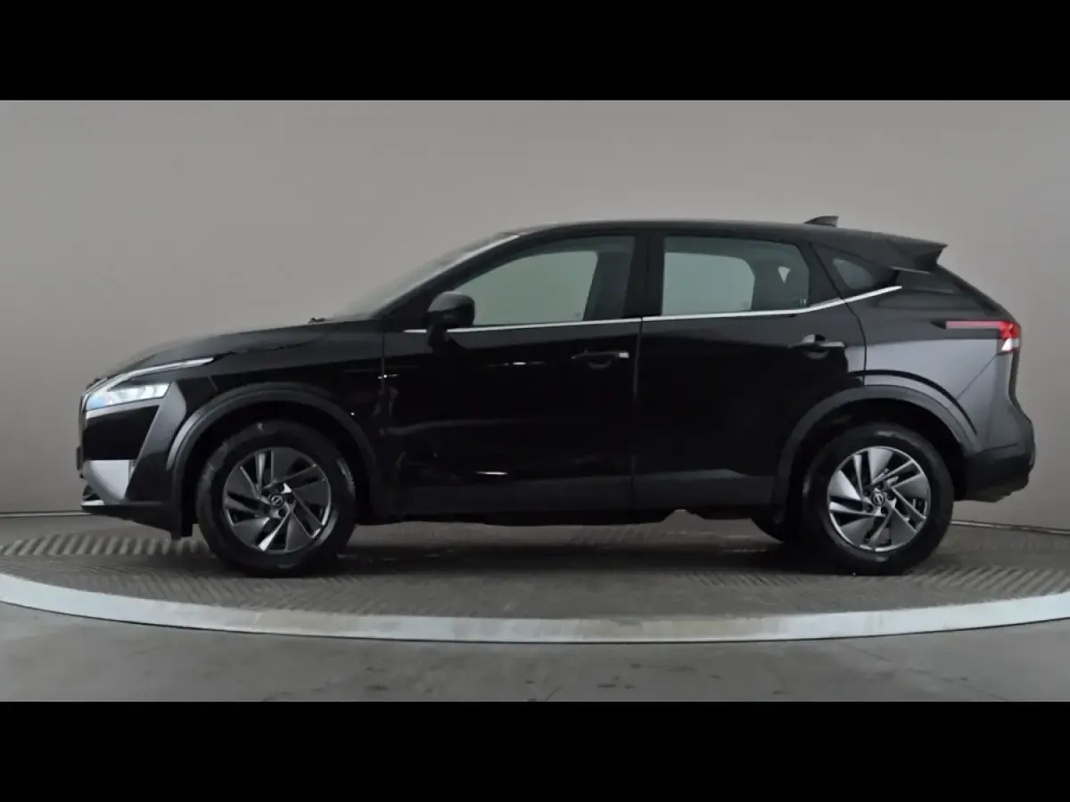 Used Nissan Qashqai Acenta Premium 2023 Black SUV