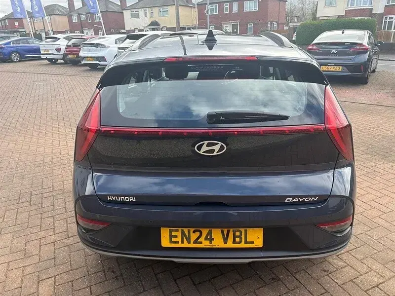 Used Hyundai Bayon Advanced 100 HP (73 kW) 2024 Grey SUV