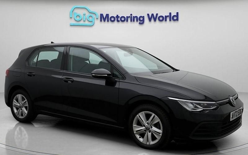 Used 2024 VW Golf VIII Life Hatchback | £15,500 (Super price) - Image 1/4