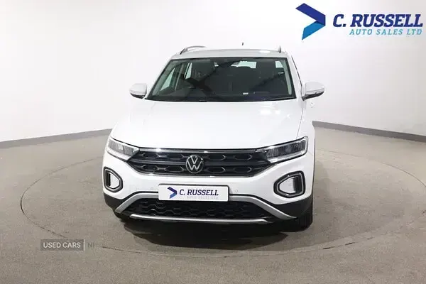 Used VW T-Roc Life 150 HP (110 kW) 2023 White SUV