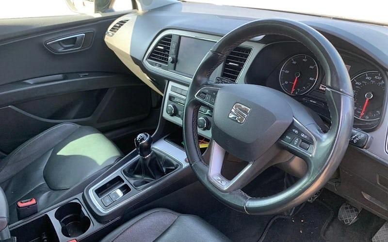 Used Seat Leon XCELLENCE 150 HP (110 kW) 2016 Black Hatchback