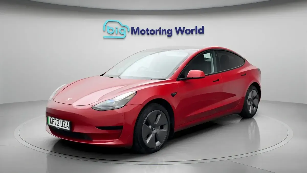 Used Tesla Model 3 RWD 222 kW (302 HP) 2022 Red Sedan