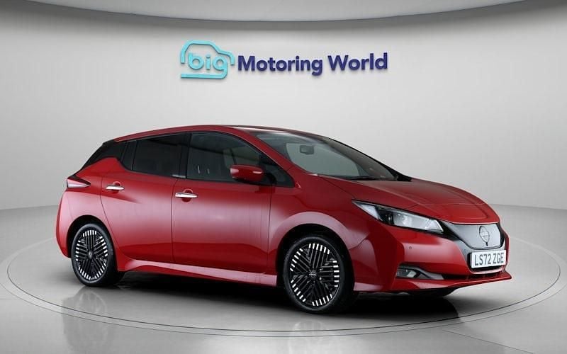 Used 2025 Nissan Leaf N-Connecta Hatchback | £10,000 (Good price) - Image 1/4