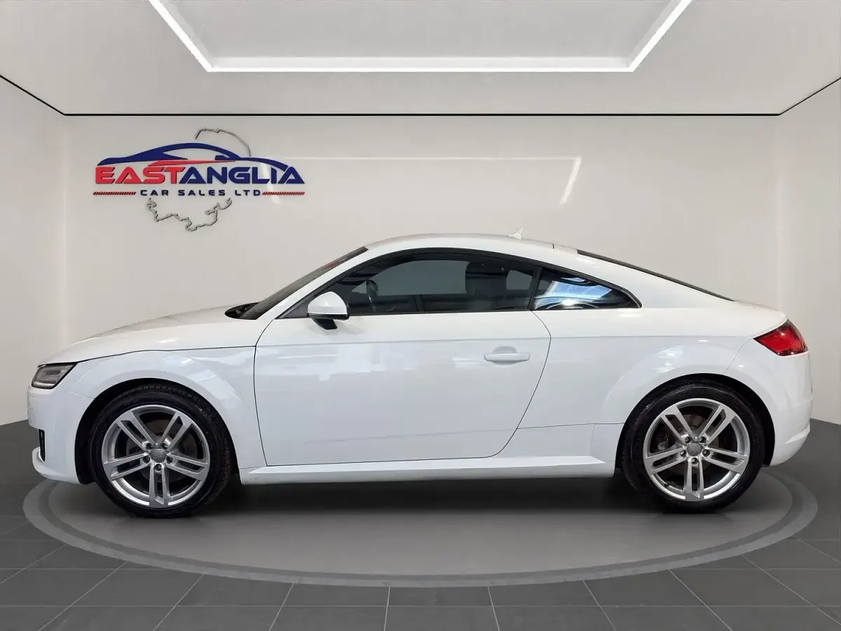 Used Audi TT Sport 230 HP (169 kW) 2015 White Coupe