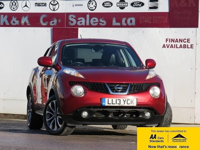 Red Used 2013 Nissan Juke Tekna SUV | £7,495 (Fair price) - Image 1/4