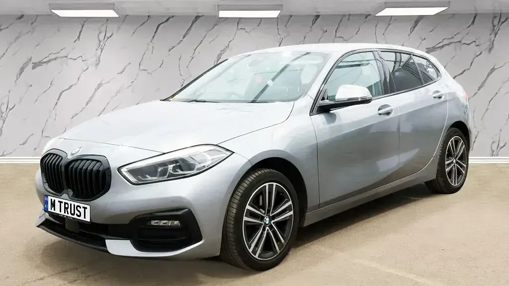 Used BMW 116 Sport Line 116 HP (85 kW) 2022 Grey Hatchback