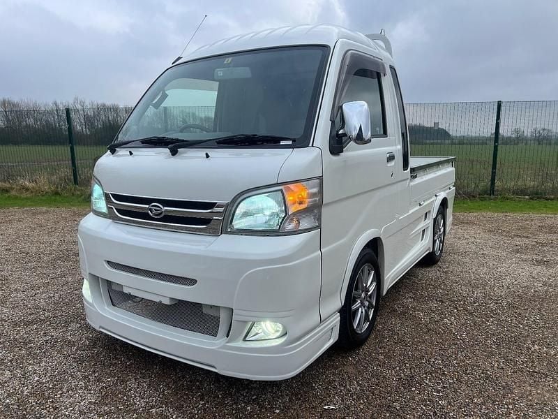 White Used 2014 Daihatsu Hijet MPV | £11,999 - Image 1/4