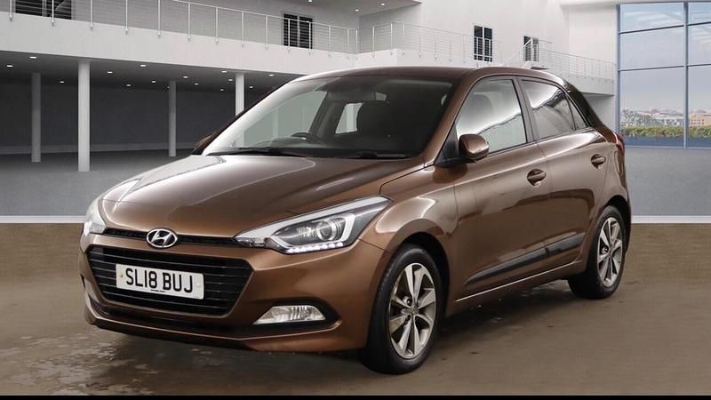Used Hyundai i20 Premium 2018 Brown Hatchback