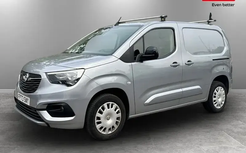 Used Vauxhall Combo 101 HP (74 kW) 2023 MPV