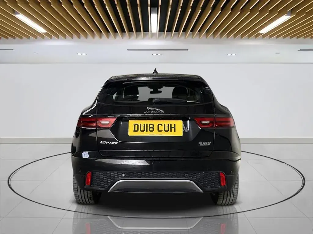 Used Jaguar E-Pace SE 180 HP (132 kW) 2018 Black SUV
