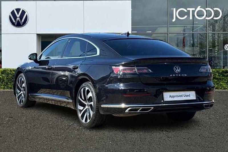 Usado VW Arteon R-line 190 HP (139 kW) 2022 Preto Citadino
