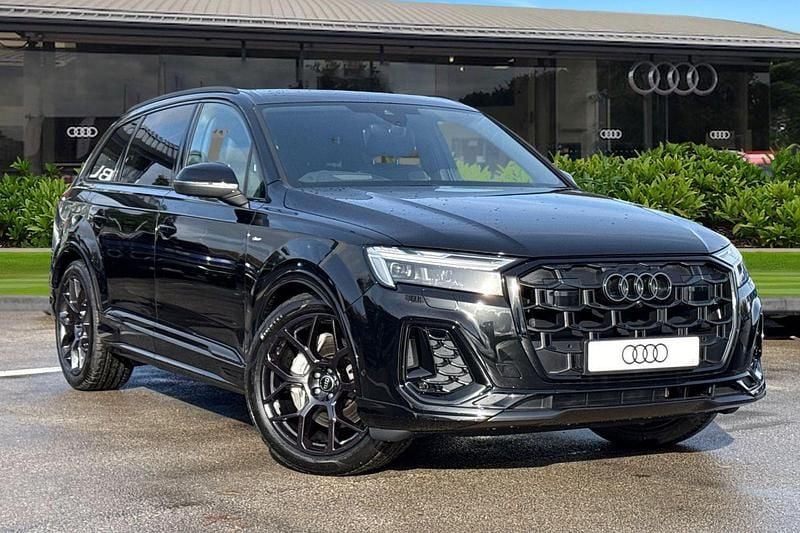 Black New 2025 Audi Q7 Black Edition SUV | £65,480 (Expensive) - Image 1/4