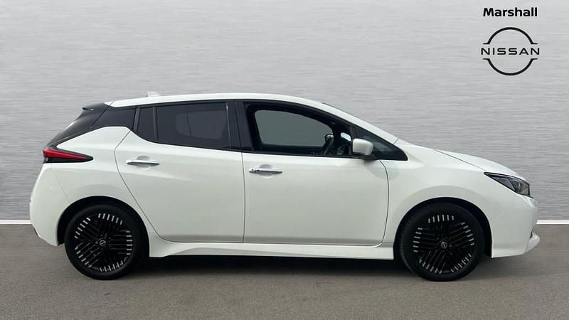 Occasion Nissan Leaf Shiro 110 kW (150 ch) 2023 Blanc Citadine