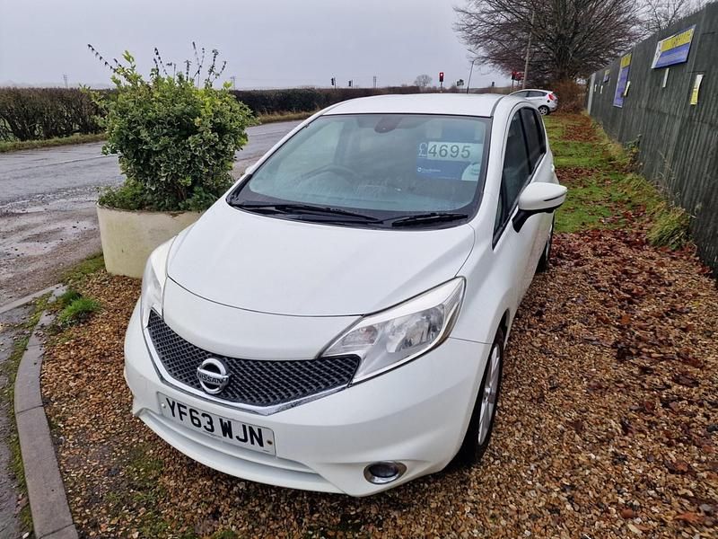 Used Nissan Note Tekna 90 HP (66 kW) 2013 White MPV