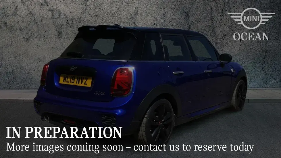 Usado Mini Cooper Hatch 134 CV (98 kW) 2019 Azul Utilitario