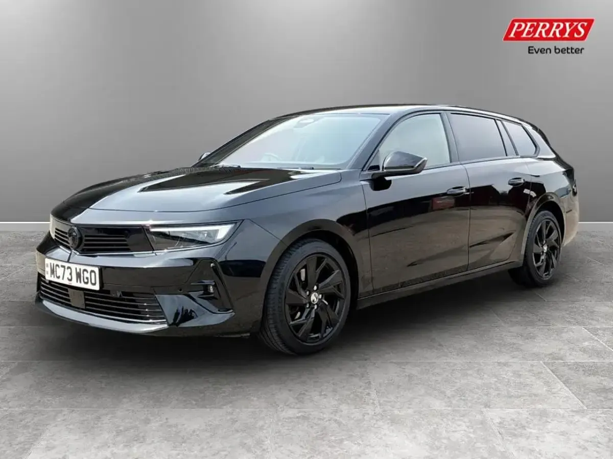 Used Vauxhall Astra S 128 HP (94 kW) 2023 Black Estate