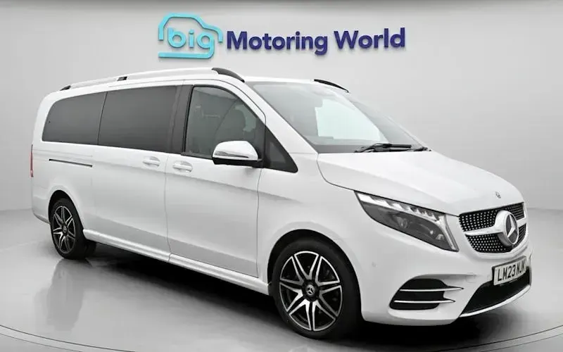 Used Mercedes V300 AMG line 237 HP (174 kW) 2023 MPV