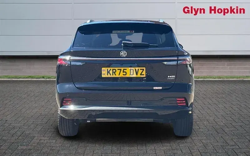 New MG HS SE 299 HP (219 kW) 2025 Black SUV