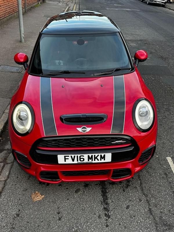 Used Mini John Cooper Works Hatch 231 HP (169 kW) 2016 Red Hatchback
