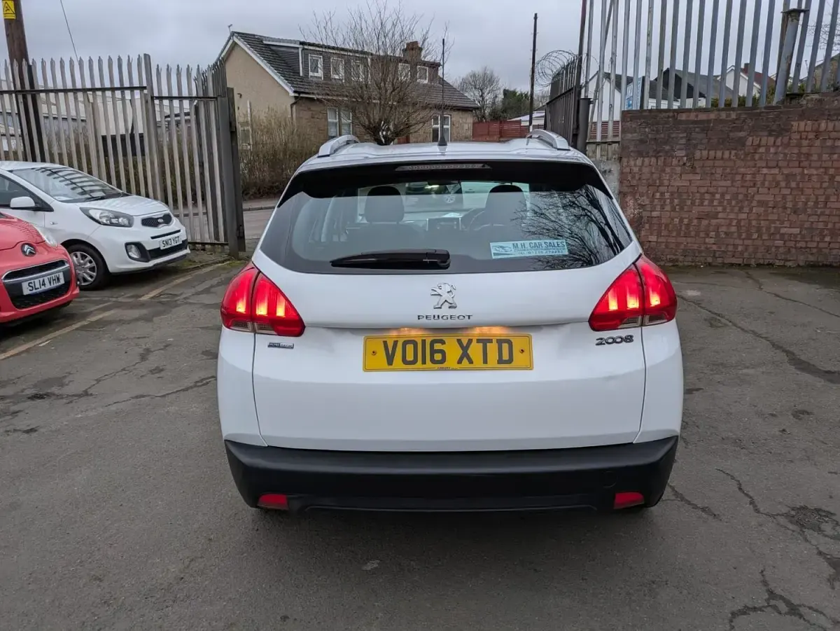Used Peugeot 2008 Active 2016 White SUV