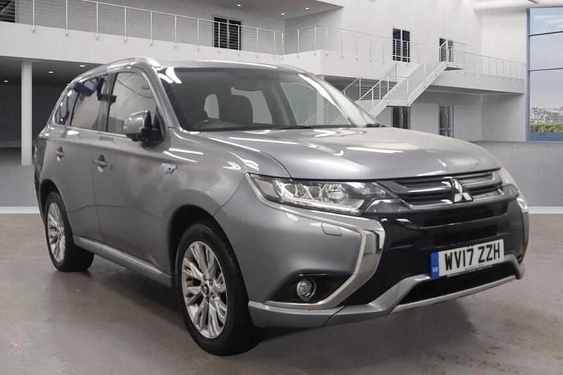 Used 2017 Mitsubishi Outlander P-HEV | £9,995 (Fair price) - Image 1/1