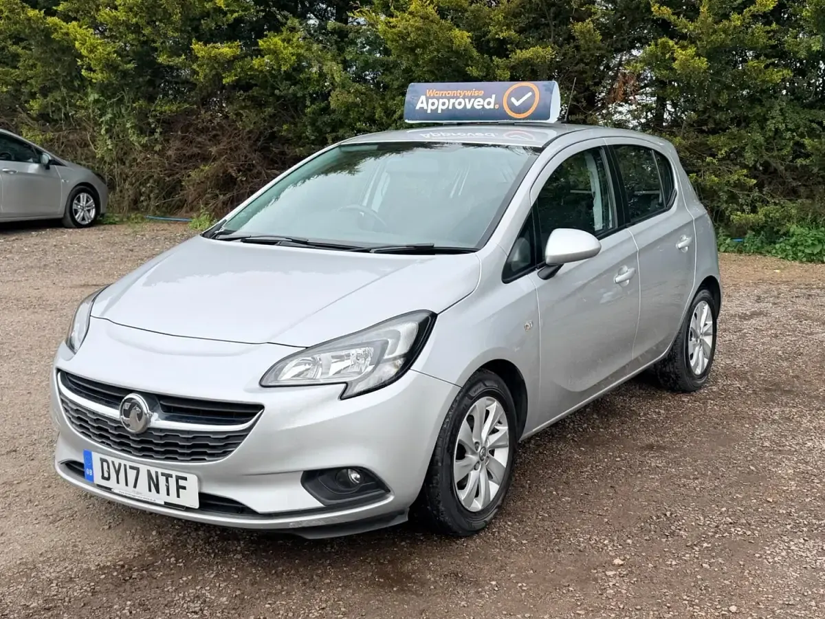 Used Vauxhall Corsa Design Edition 90 HP (66 kW) 2017 Silver Hatchback
