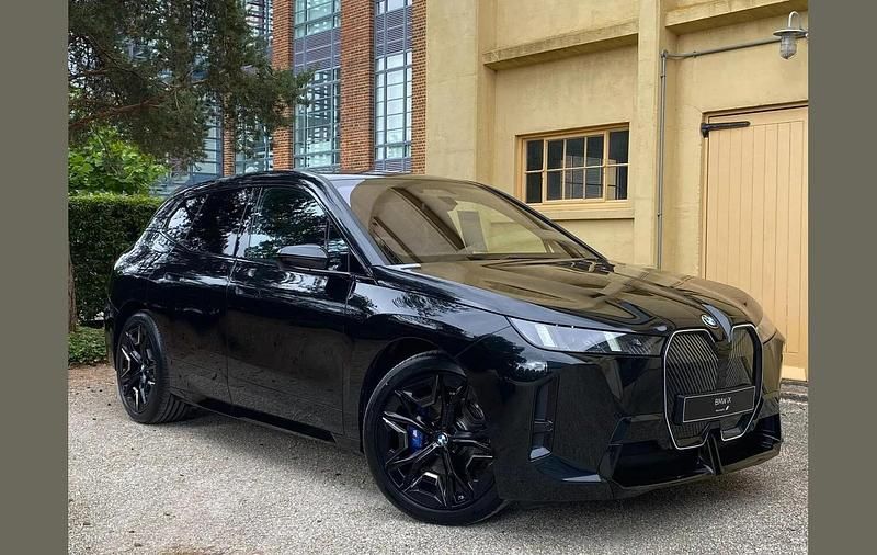 New BMW iX M Sport 300 kW (408 HP) 2025 Black SUV