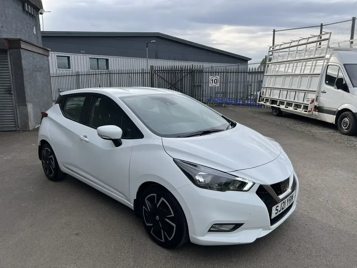 Used Nissan Micra Acenta 92 HP (67 kW) 2021 White Hatchback