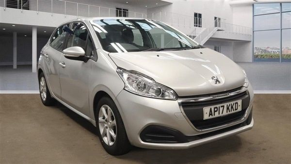 Silver Used 2017 Peugeot 208 Active Hatchback | £3,495 (Good price) - Image 1/1