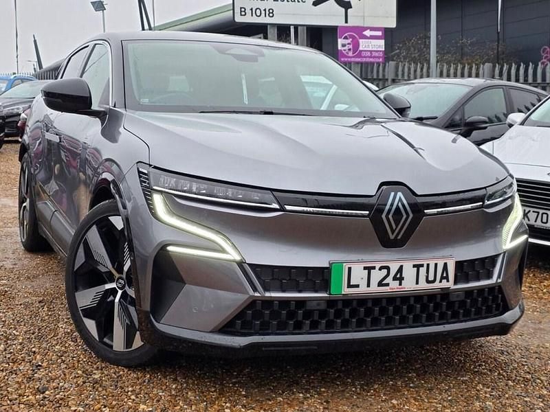 Used Renault Megane E-Tech Techno 161 kW (220 HP) 2024 Grey/black Hatchback