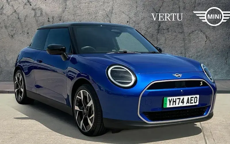 Used Mini Cooper Exclusive 160 kW (218 HP) 2026 Hatchback