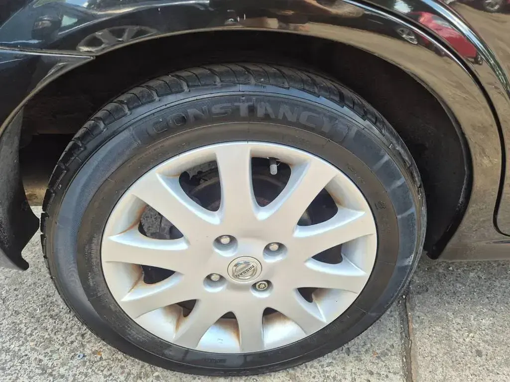 Used Nissan Almera SE 98 HP (72 kW) 2005 Black Hatchback