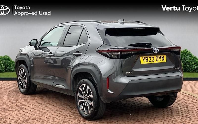 Used Toyota Yaris Hybrid Design 116 HP (85 kW) 2026 Estate