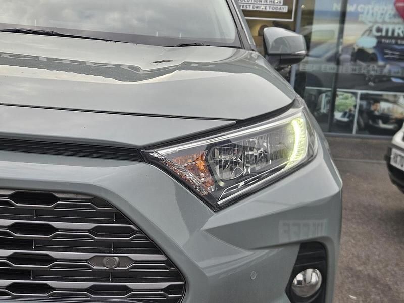 Used Toyota RAV4 Hybrid Design 219 HP (161 kW) 2020 Green SUV